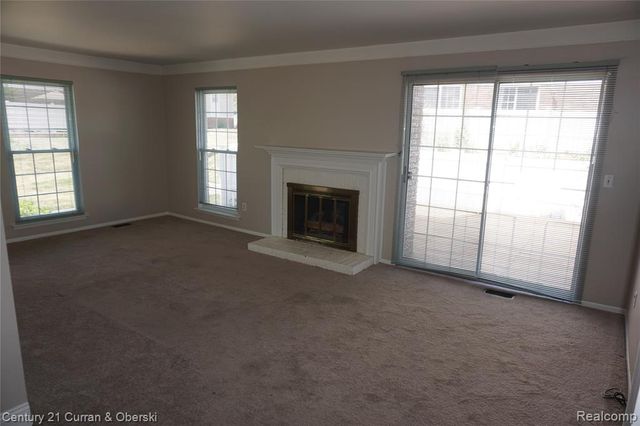 20905 E Glen Haven Circle, Northville, MI 48167