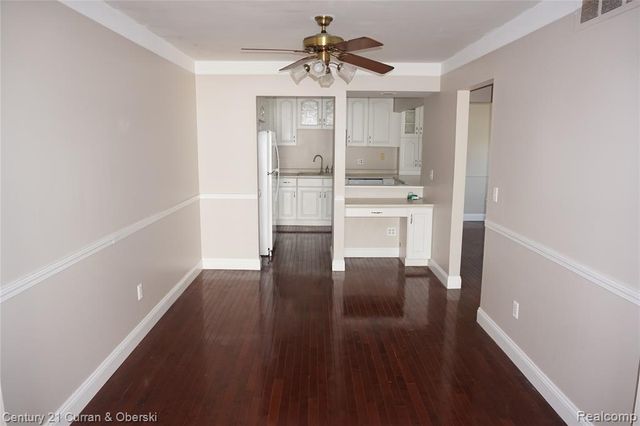 20905 E Glen Haven Circle, Northville, MI 48167