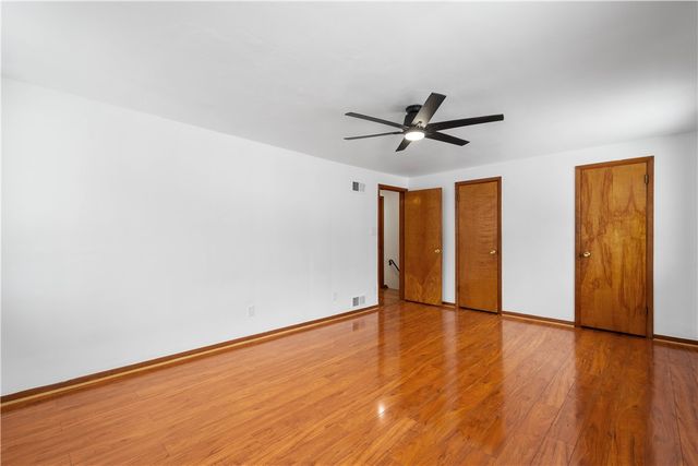 3930 Edge Rd, Brentwood, PA 15227