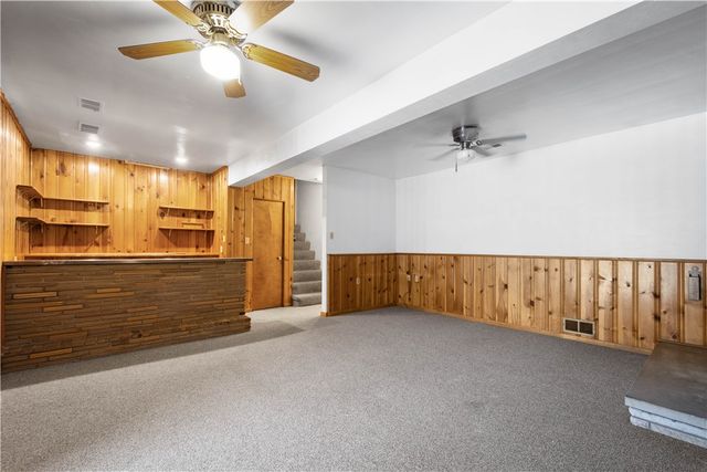 3930 Edge Rd, Brentwood, PA 15227