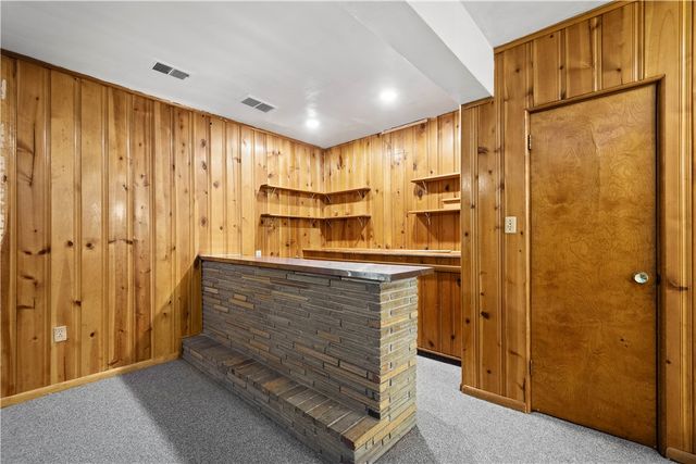 3930 Edge Rd, Brentwood, PA 15227