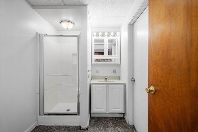 3930 Edge Rd, Brentwood, PA 15227