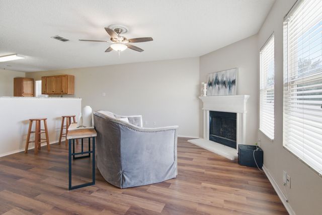 4901 Parkview Hills Lane, Fort Worth, TX 76179