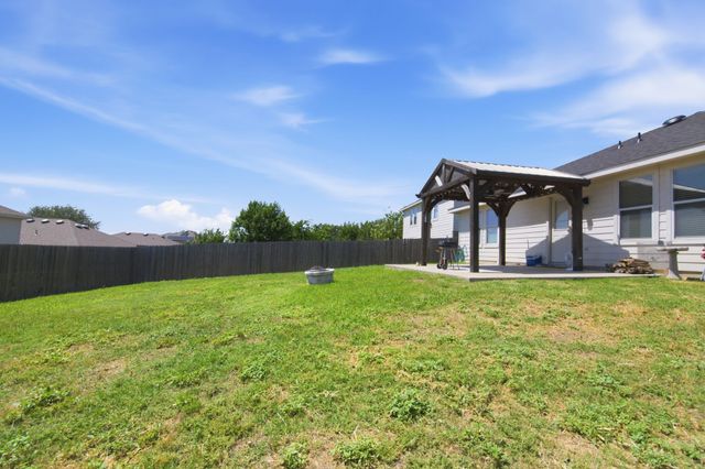 4901 Parkview Hills Lane, Fort Worth, TX 76179