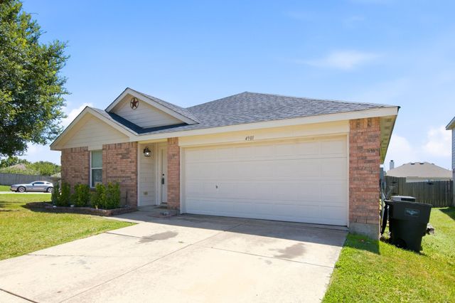 4901 Parkview Hills Lane, Fort Worth, TX 76179