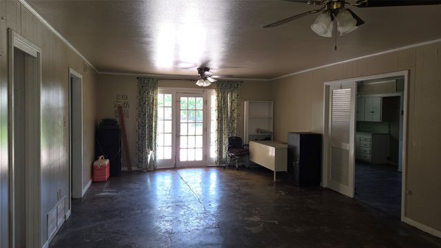 1407 Bonham Street, Commerce, TX 75428