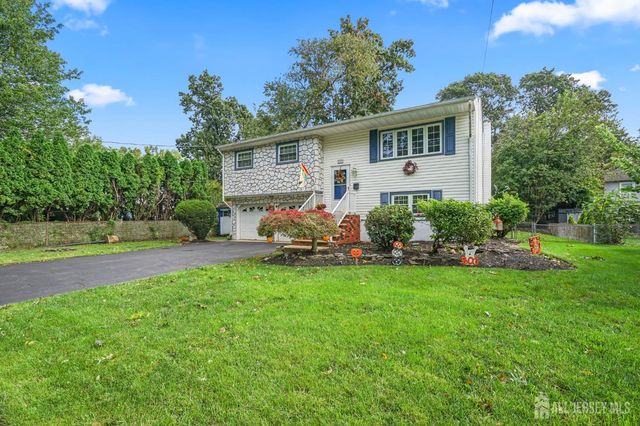196 Marsh Avenue, Metuchen, NJ 08840
