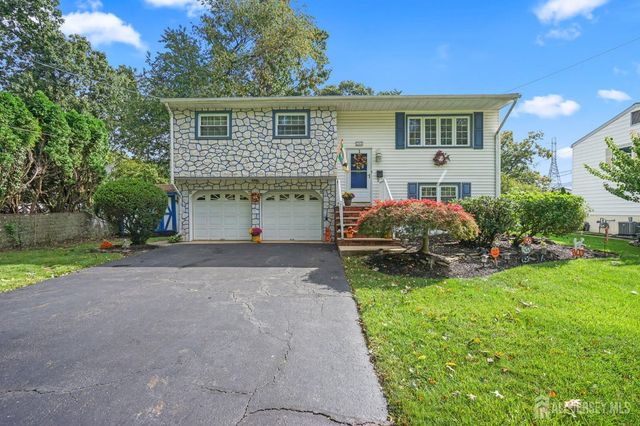 196 Marsh Avenue, Metuchen, NJ 08840