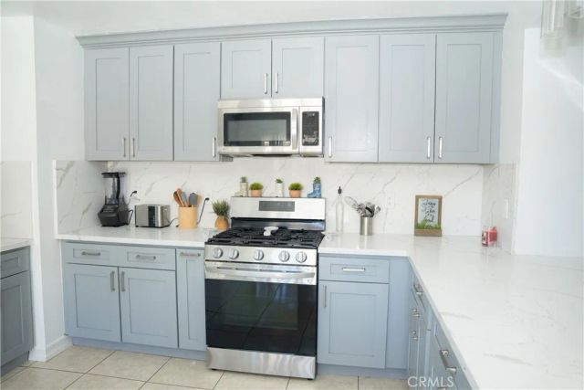 16348 Northwood, Victorville, CA 92394