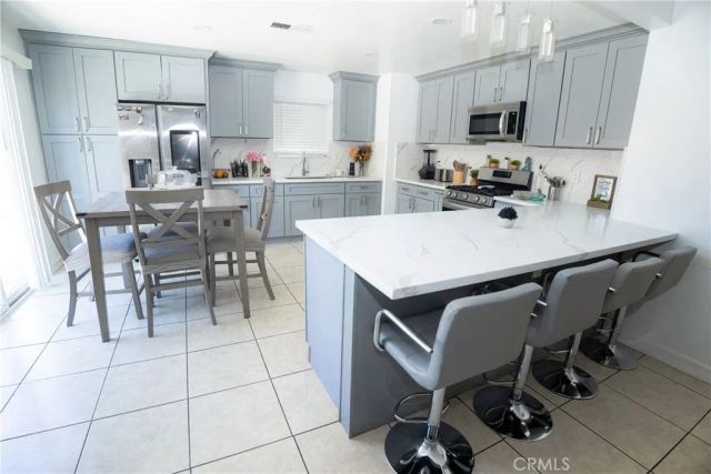 16348 Northwood, Victorville, CA 92394