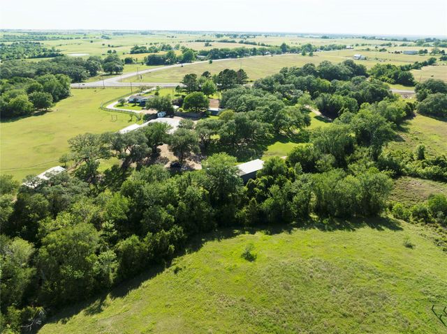 000 S US Highway 77 Highway, La Grange, TX 78945