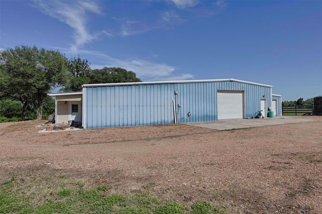 000 S US Highway 77 Highway, La Grange, TX 78945