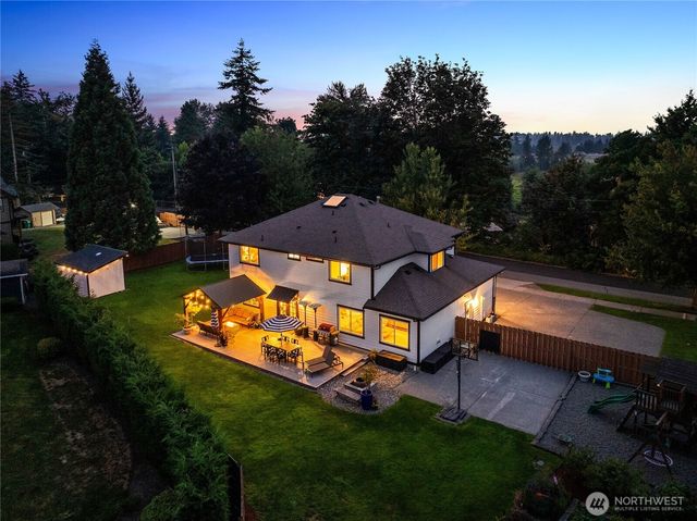 2764 McHugh Avenue, Enumclaw, WA 98022