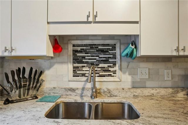 105 N River Drive C, Atlanta, GA 30350