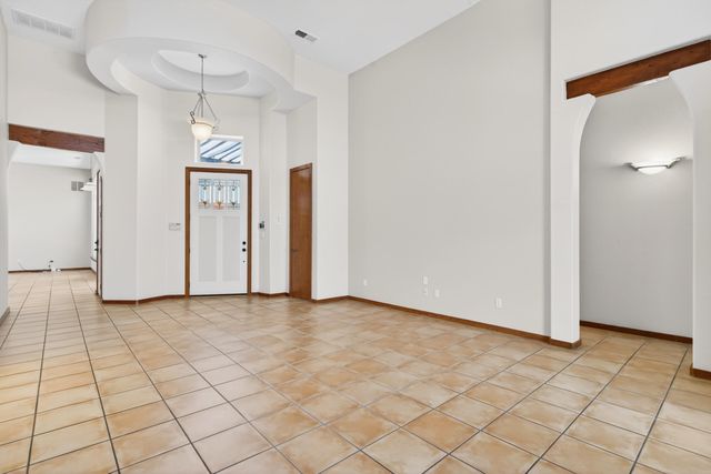 13309 Pine Forest Place NE, Albuquerque, NM 87111