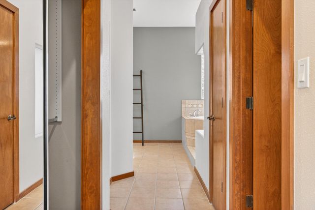 13309 Pine Forest Place NE, Albuquerque, NM 87111