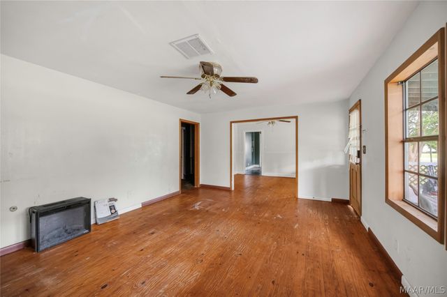 2579 COUNTY RD 85 Road, Deatsville, AL 36022