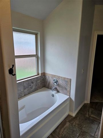 8004 Calm Water Drive, Oklahoma City, OK 73135