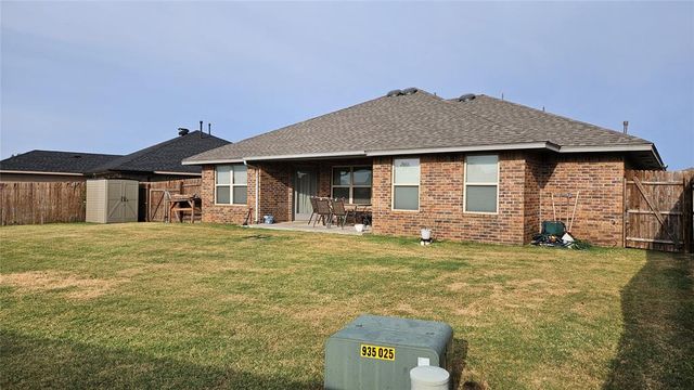 8004 Calm Water Drive, Oklahoma City, OK 73135
