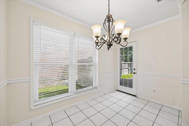 6 Cottage Grove Place, The Woodlands, TX 77381