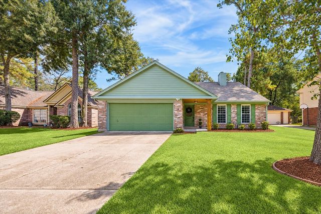 6 Cottage Grove Place, The Woodlands, TX 77381