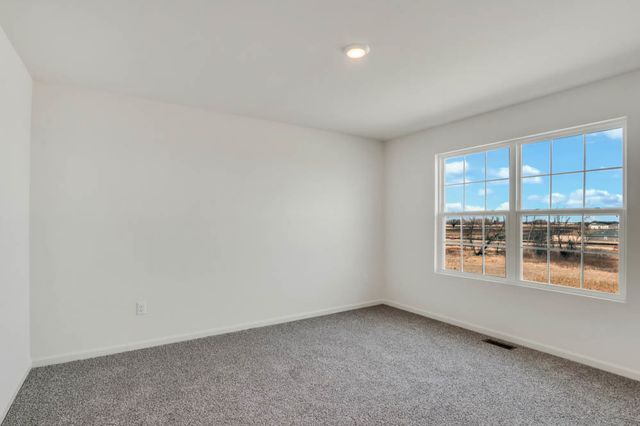 2642 Arrowhead Drive, Pingree Grove, IL 60140