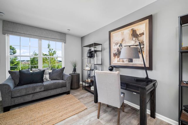 2642 Arrowhead Drive, Pingree Grove, IL 60140