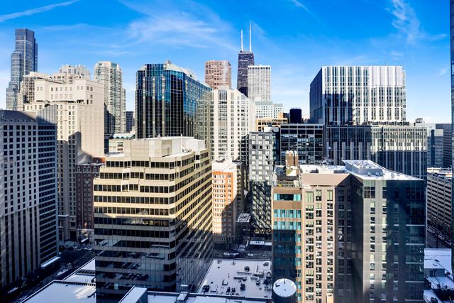 211 E Ohio Street 2925, Chicago, IL 60611