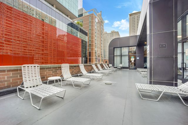 211 E Ohio Street 2925, Chicago, IL 60611