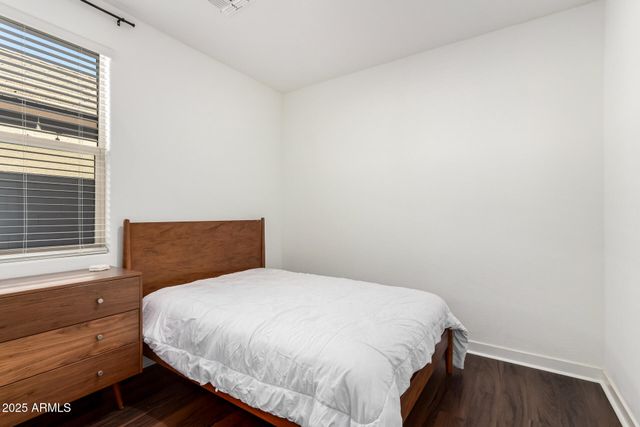 9504 W SELLS Drive, Phoenix, AZ 85037