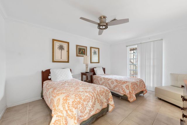 143 SE 7th Street, Deerfield Beach, FL 33441