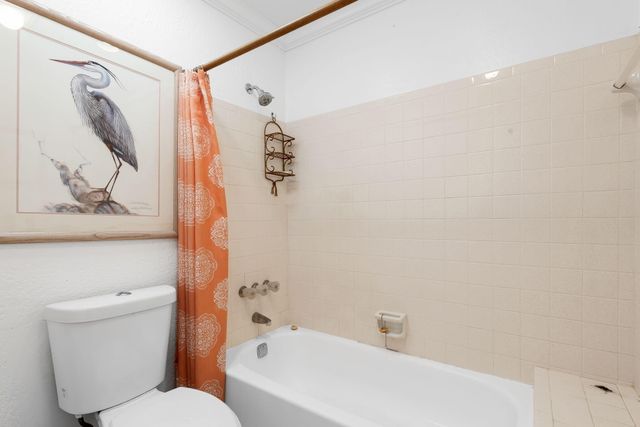 143 SE 7th Street, Deerfield Beach, FL 33441