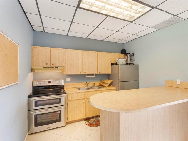 143 SE 7th Street, Deerfield Beach, FL 33441
