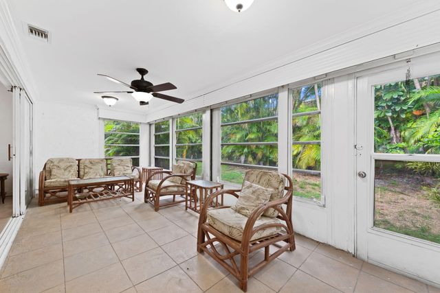 143 SE 7th Street, Deerfield Beach, FL 33441