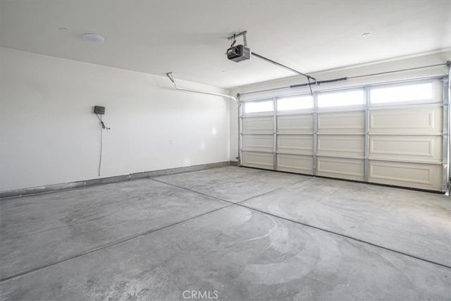 16105 Tawney Ridge Ln, Victorville, CA 92394