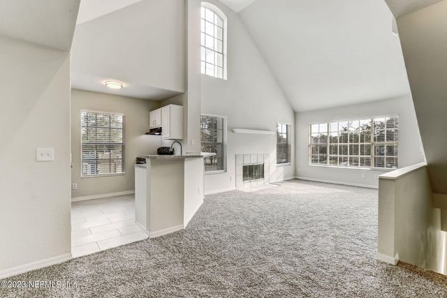 13700 RICHMOND PARK Drive N 706, Jacksonville, FL 32224