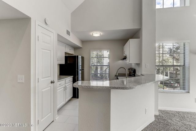 13700 RICHMOND PARK Drive N 706, Jacksonville, FL 32224