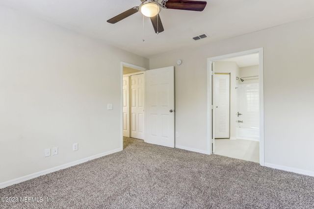 13700 RICHMOND PARK Drive N 706, Jacksonville, FL 32224