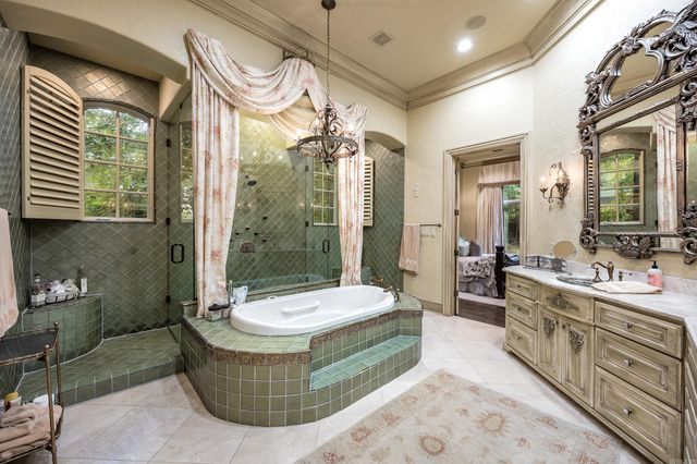79 Sologne Circle, Little Rock, AR 72223