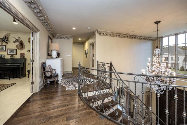 79 Sologne Circle, Little Rock, AR 72223