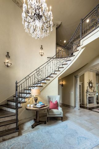79 Sologne Circle, Little Rock, AR 72223
