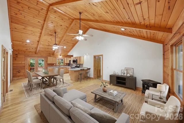 6220 Sunny Drive, Newland, NC 28657