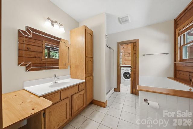 6220 Sunny Drive, Newland, NC 28657