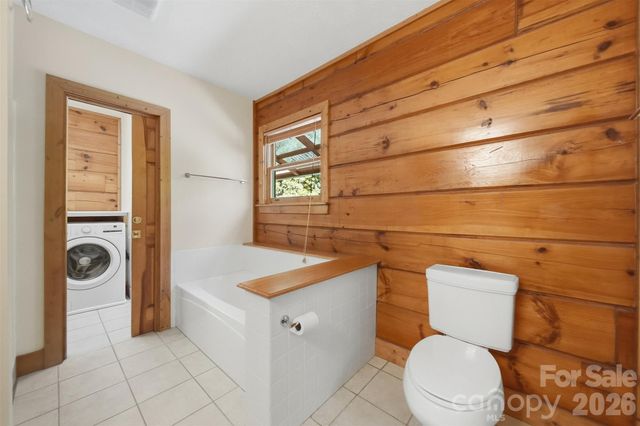 6220 Sunny Drive, Newland, NC 28657