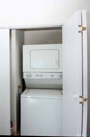 1204 Whitney Avenue 204, Hamden, CT 06517