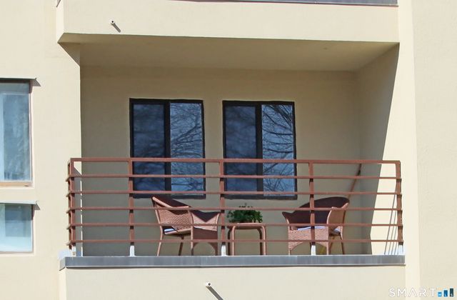 1204 Whitney Avenue 204, Hamden, CT 06517