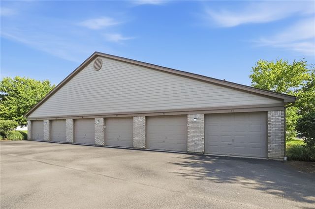 1670 Piper Lane 206, Centerville, OH 45440
