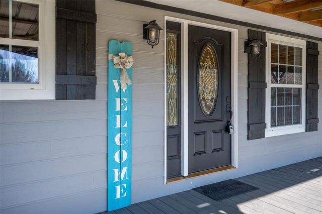 220 County Road 2300, Woodville, TX 75979