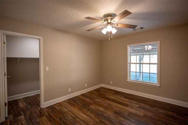 220 County Road 2300, Woodville, TX 75979