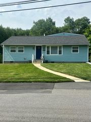 754 Locksley Road, Yorktown Heights, NY 10598